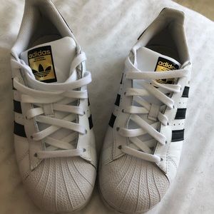 Adidas super stars